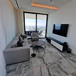 Icon - Private Apartahotel 4*