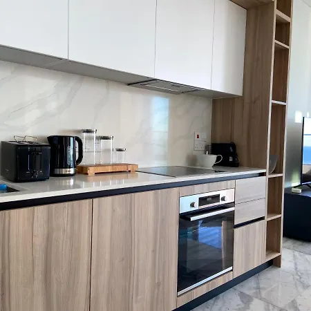 מלון דירות Luxury Private - לימסול