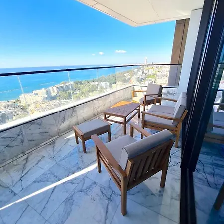 Luxury Private -