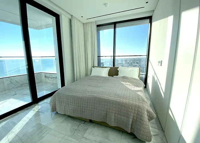 Icon - Private Aparthotel Lemesos